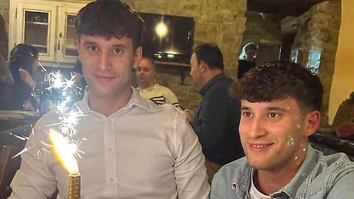 Gemelli folgorati: le parole dei genitori: "Nostro dolore  incolmabile ma grazie a chi ci &egrave; stato accanto"