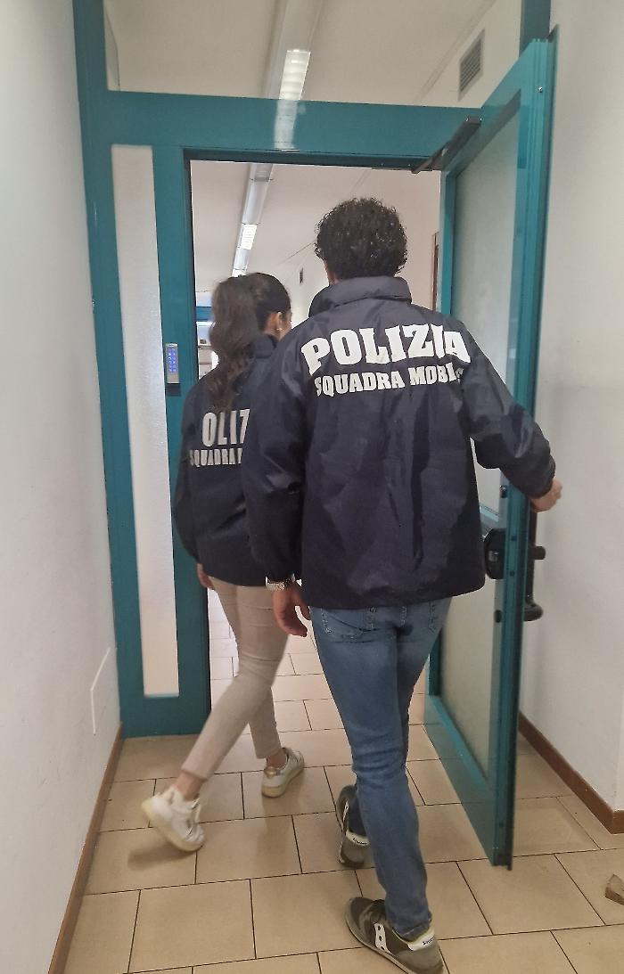 Arrestato il molestatore seriale: aveva molestato due giovani, di cui una minorenne, in 48 ore