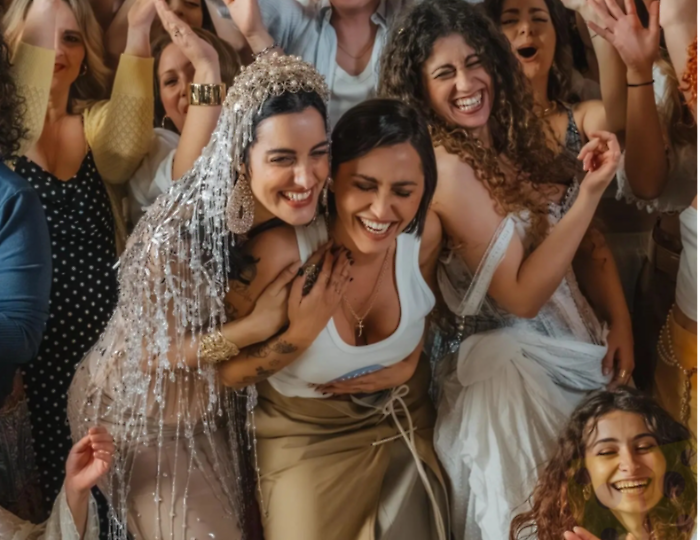 &ldquo;Al mio paese&rdquo; domina la radio: successo per Serena Brancale, Levante e Delia