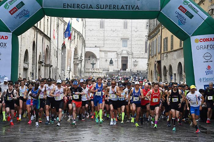 Loitanyang e Ribigini vincono la Grifonissima sotto la pioggia: i risultati della corsa perugina