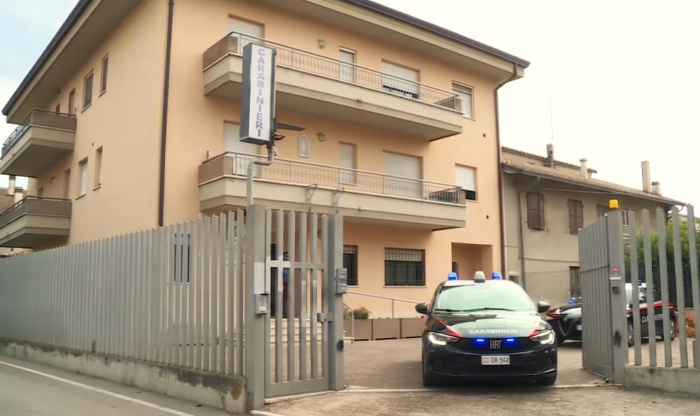 Sventata truffa del finto carabiniere ai danni di una 72enne: due arresti