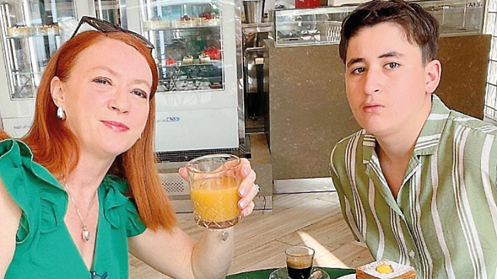 Mamma Paola racconta i 17 anni di suo figlio Michele, un ragazzo con disabilità cognitiva: "Ai nostri ragazzi serve sentirsi utili"