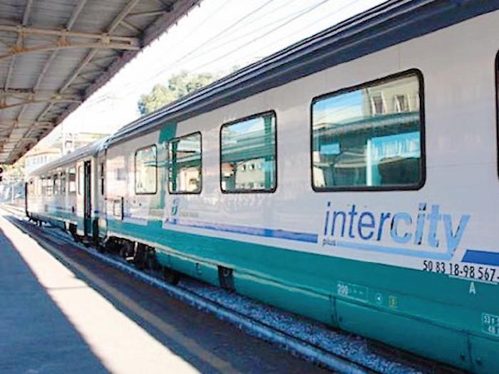Lavori lungo la Direttissima Firenze-Roma: ritardi e deviazioni per i passeggeri fino al 22 agosto