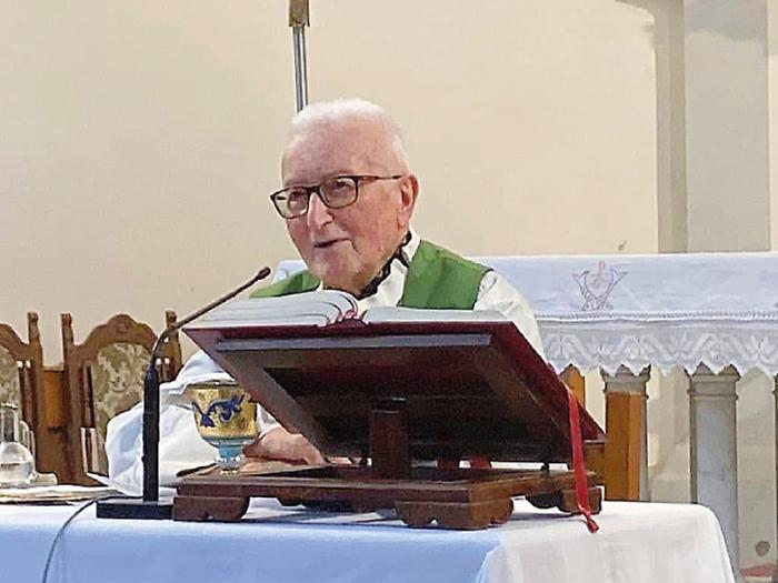 Sanfatucchio piange don Remo, il parroco è morto a 87 anni dopo una lunga malattia