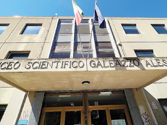 Al Liceo Alessi di Perugia l'anno inizia nel caos. Genitori in rivolta per i ritardi