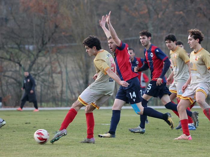 Matteo Brunetti, gol d'oro contro la Pietralunghese: "Brava Angelana. In tre per la vetta"