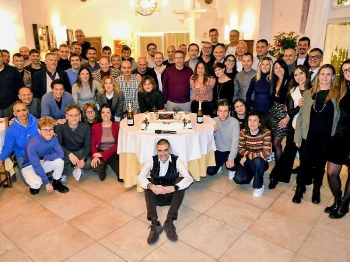 Diecimila chilometri di solidariet&agrave;: l'Atletica Taino chiude l&rsquo;anno tra successi e premi