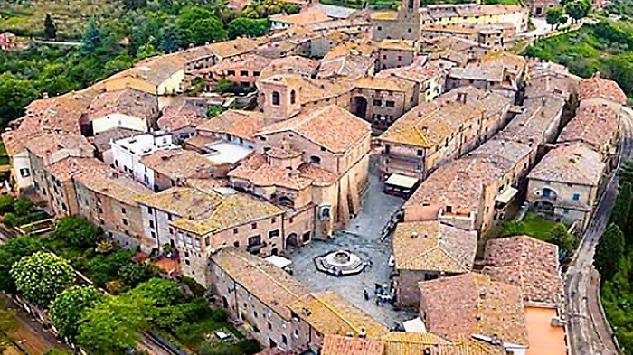 L&rsquo;opposizione si compatta, gli schieramenti di Calzini e Torroni: &ldquo;Giunta in crisi, stanno naufragando anche molti progetti&rdquo;