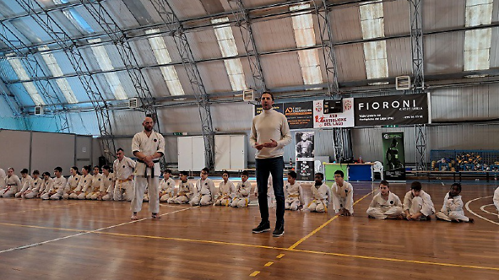 Il karate va a sostegno di Azzurro per l&rsquo;ospedale