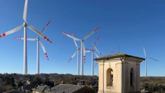 Eolico, l&rsquo;appello al Quirinale. Proietti: &ldquo;Non arretreremo di un millimetro&rdquo;