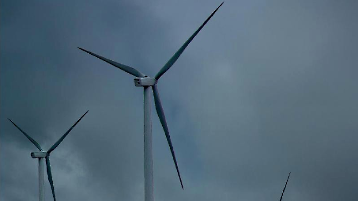 Parco eolico, rinvio al 10 marzo: slittata la camera di consiglio prevista ieri al Tar