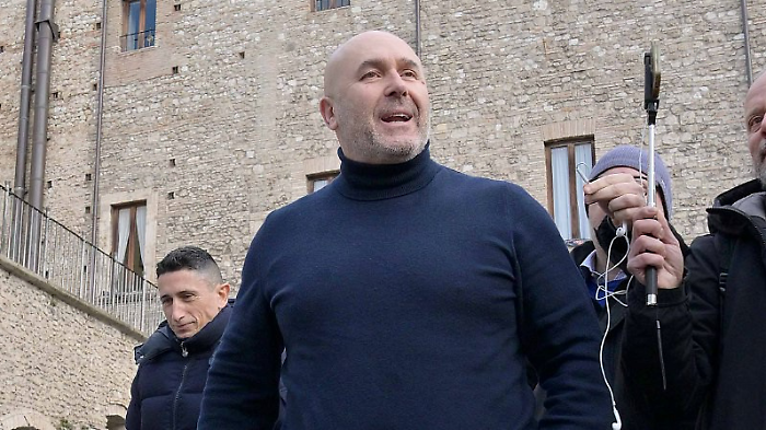 Citt&agrave; blindata con le &ldquo;casette&rdquo;, il sindaco Bandecchi illustra le misure per rendere la citt&agrave; pi&ugrave; sicura