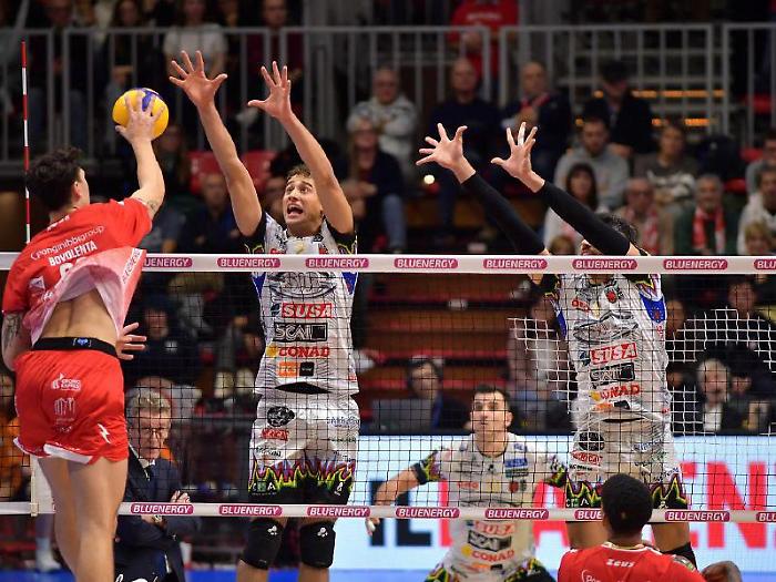 Argilagos verso Cuneo, Adriano Xavier a Trento