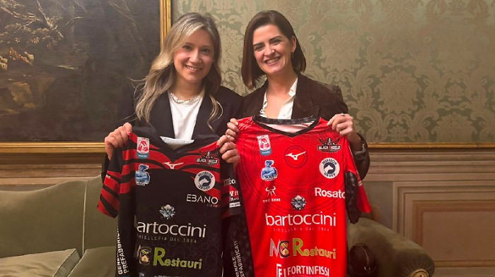 Volley serie A1 femminile, il futuro &egrave; donna: il nome Black Angels spiegato alla sindaca