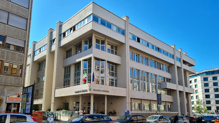 In aula a maggio i video del Consiglio e i primi due testimoni: il processo per i fatti del 2023