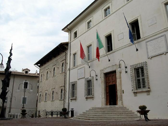Spoleto, la giunta ritocca la tassa di soggiorno
