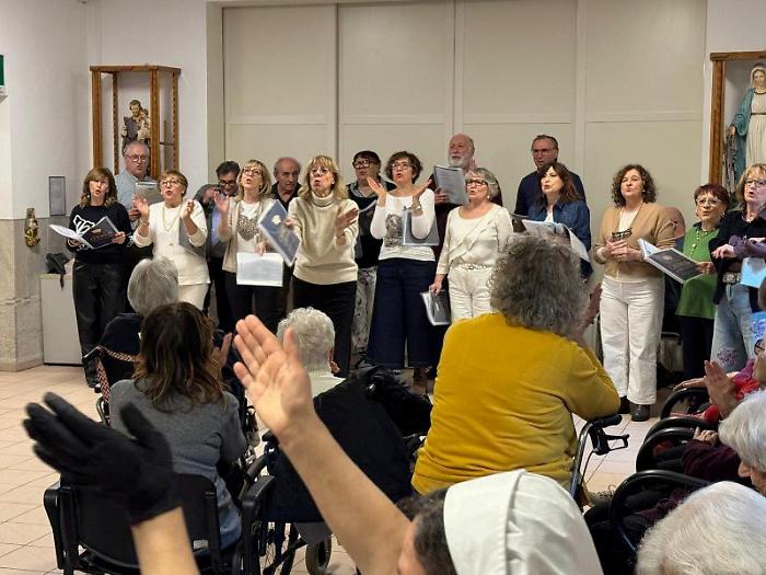 Un sorriso per gli anziani arriva a Capodacqua