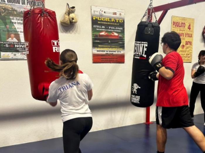 Boxe Spoleto torna nelle scuole: dal punching ball ai valori del ring per studenti dei licei spoletini