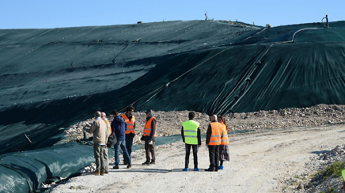 Rifiuti in discarica gi&ugrave; del 23%: nel 2025 smaltite 174.139 tonnellate contro le 225.199 del 2024