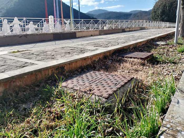 Sos per il borgo di Piediluco: strade sconnesse, spazi pubblici trascurati e segnaletica assente