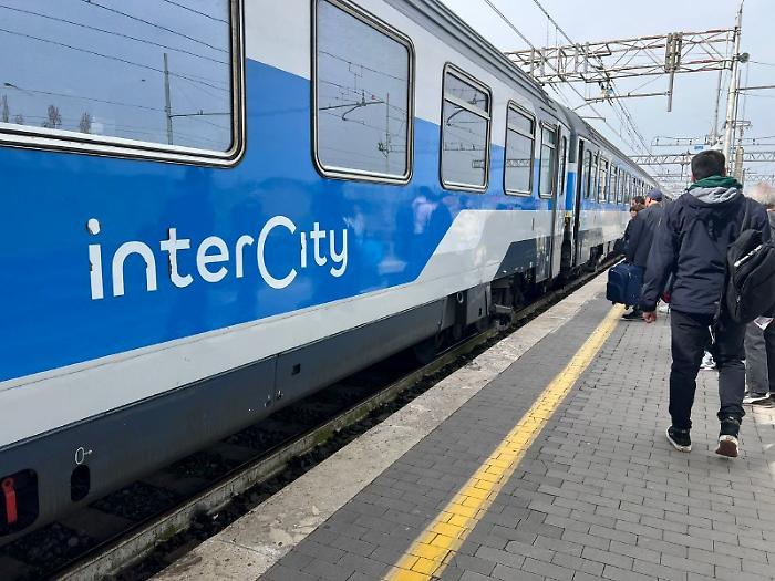 Il futuro dei collegamenti ferroviari, sindaca Tardani: &ldquo;Pi&ugrave; treni per i pendolari&rdquo;