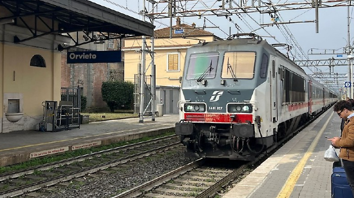 Nodo trasporti, i pendolari: "Scongiuriamo l&rsquo;isolamento dei territori"
