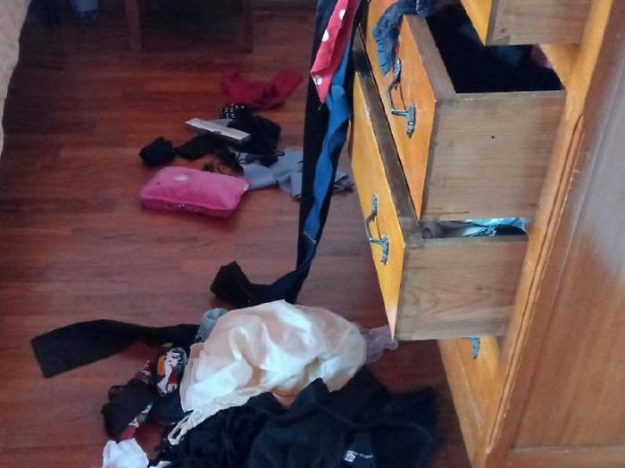 Furto in pieno giorno a Padule: ladri entrano in casa e fuggono con il bottino