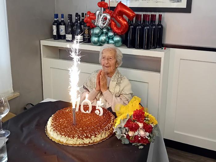 Spoleto celebra i 105 anni di Olga De Santis, maestra sarta e custode dell&rsquo;arte artigianale