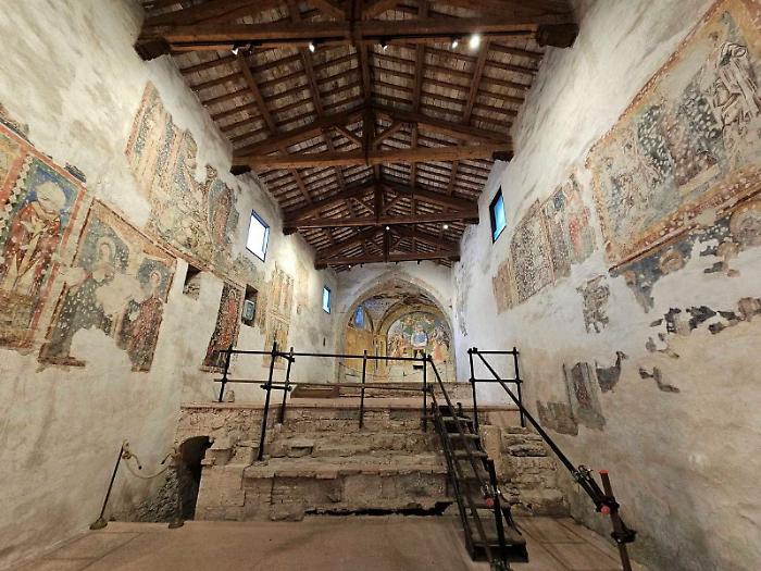 Spoleto, al via il restauro degli affreschi della chiesa dei Santi Giovanni e Paolo
