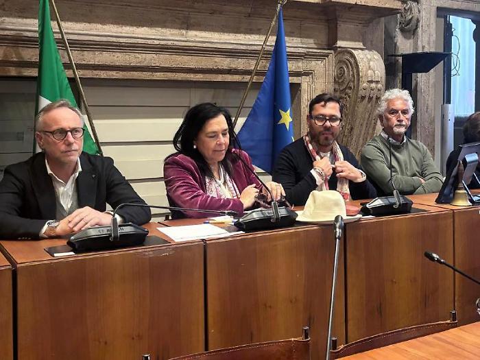 "Un sogno sul lago": il Comune cerca un socio per Piediluco. Il bando di gestione per campeggio e piscina