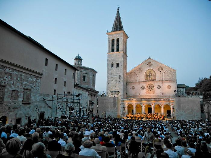 I tagli allo spettacolo colpiscono anche l&rsquo;Umbria: nel mirino Uj e Due Mondi