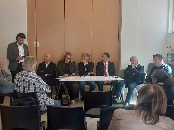 Esposto al prefetto contro Bandecchi sottoscritto da 71 primi firmatari