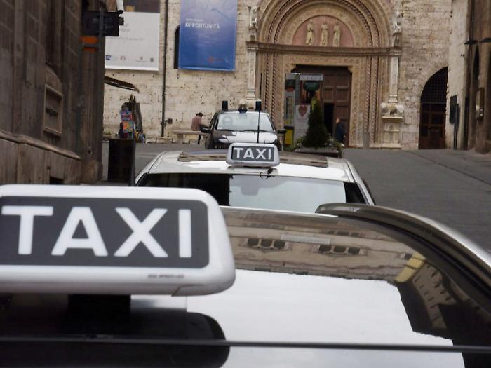 Caro carburante, Cna: "Trecento imprese a rischio". Scatta l'appello ai parlamentari