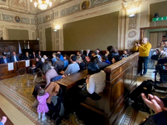 Benvenuto in Comune ai 51 nuovi nati dell&rsquo;ultimo anno. Presciutti: "Celebriamo la speranza e il futuro della nostra citt&agrave;"