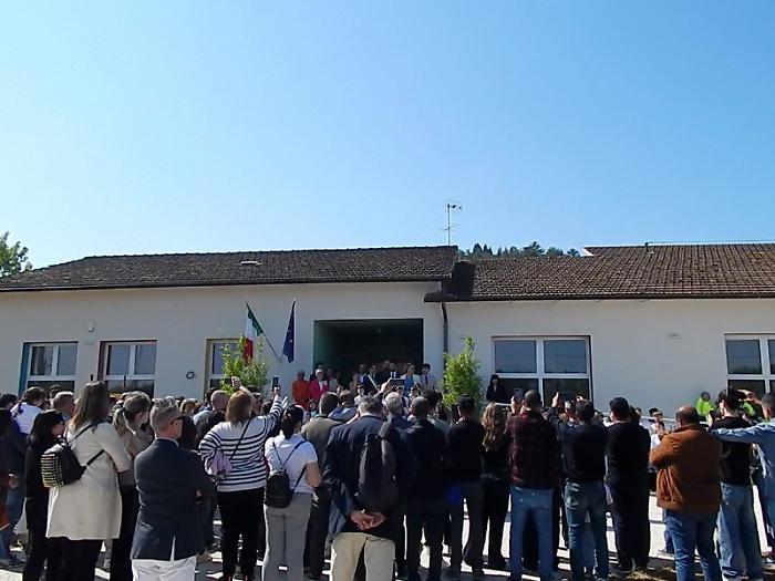 Dopo due anni di lavori riapre la scuola a Verna