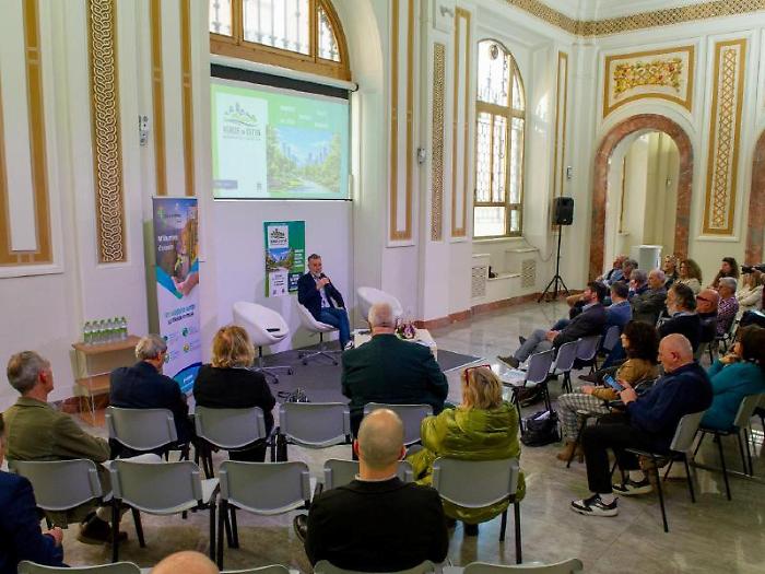 Il confronto pubblico al PalaS&igrave;, Terni Capitale del Verde: Prime radici del progetto per una citt&agrave; pi&ugrave; vivibile