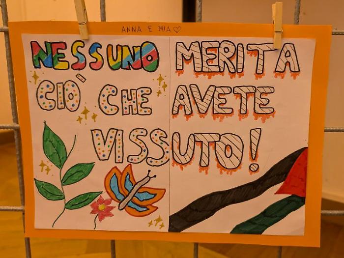 Gli alunni della scuola primaria in visita alla mostra Heart of Gaza