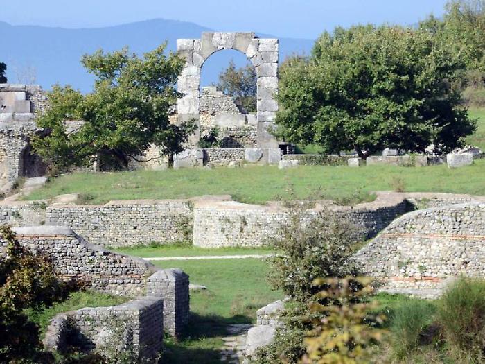 Il 25 aprile passeggiata ecologica tra Cesi e Carsulae 