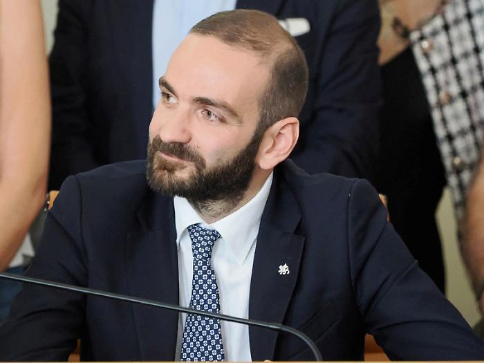 Stretta su posteggi e ambulanti: controlli pi&ugrave; rigidi sui subingressi e sui passaggi di gestione tra operatori