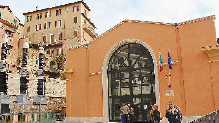 Muore in moto a 18 anni: automobilista a giudizio per omicidio stradale