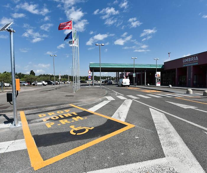 Perugia, nuovi servizi per il passeggero all'aeroporto: in arrivonegozio gestito da Confagricoltura