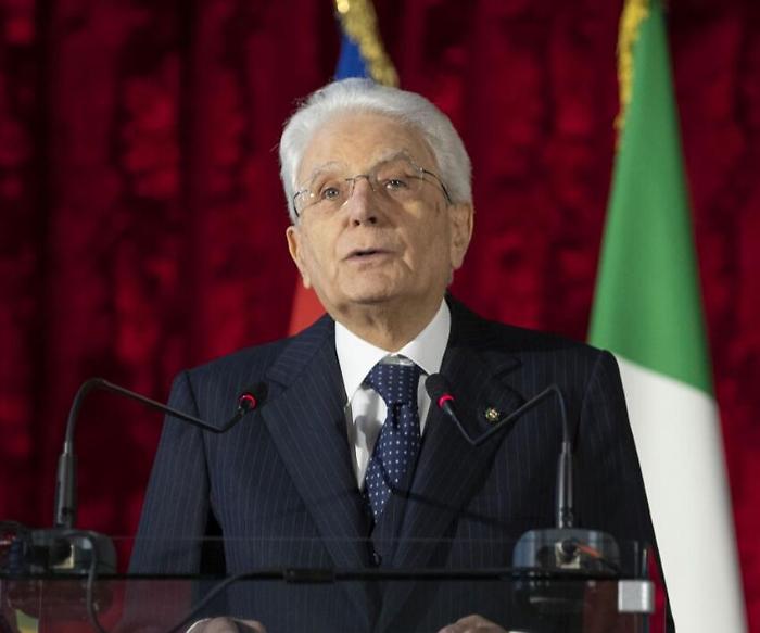 Sergio Mattarella scrive al Corriere per i 40 anni: "Sostenere il giornalismo di qualit&agrave;"