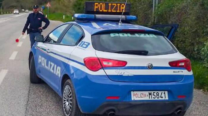 Doppio incidente lungo la Flaminia, un ferito  e traffico in tilt