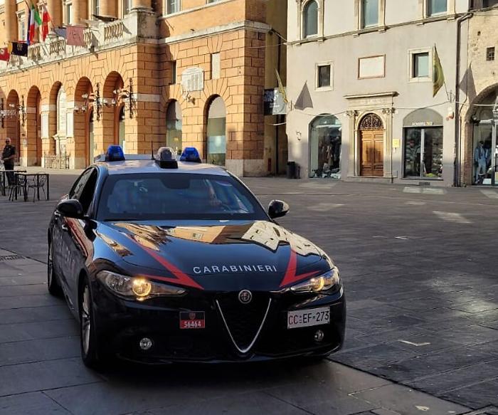Foligno,  scippata in piazza San Giacomo da un uomo in bicicletta