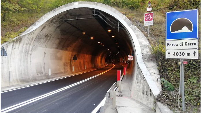 Ultima fase dei lavori all'interno della galleria Forca di Cerro a Spoleto. Limitazioni al transito. Ecco dove e quando 