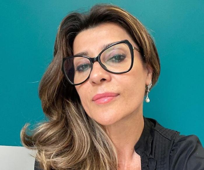 Elga Profili chi &egrave;. Ex dama di Uomini e Donne. Oggi &egrave; mamma, consulente legale e ama l'arte
