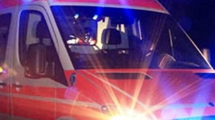 Spoleto, frontale fra due auto lungo la Flaminia: una donna è grave