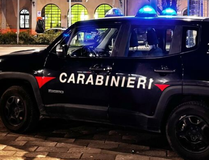 In casa al freddo e senza riuscire ad accendere la caldaia: anziana invalida soccorsa dai Carabinieri