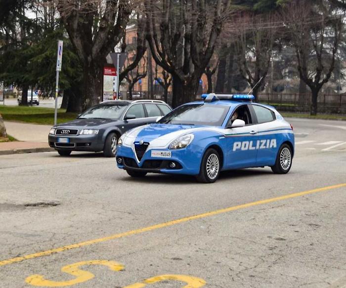 Due minorenni nei guai per tentato furto. Arrestata una ragazzina, denunciato il complice di 2 anni più piccolo