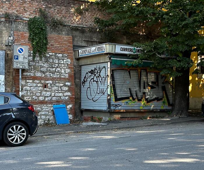 Perugia, il quartiere di Elce nel degrado totale senza universitari. Il racconto degli abitanti